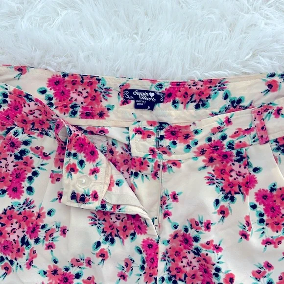 Floral Shorts - Picture 3 of 3